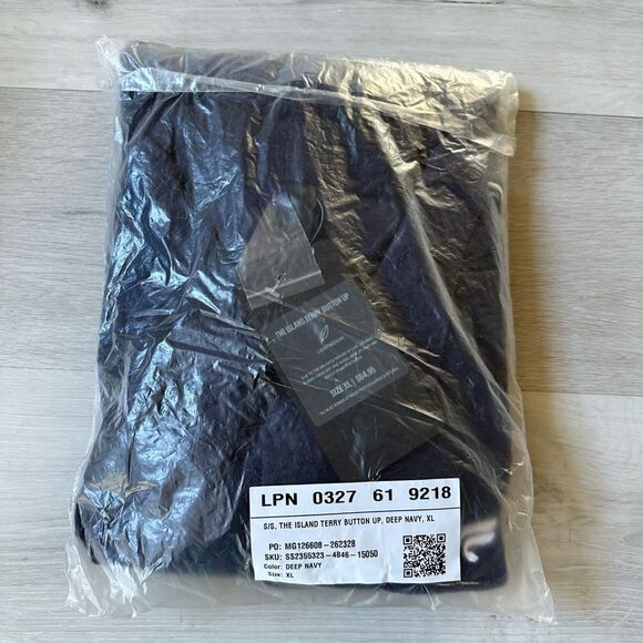 Fabletics Island Terry Boxy Button Up Deep Navy XL NWT in packaging - Picture 4 of 6